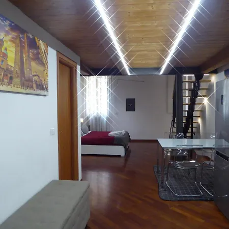 Giudei House *